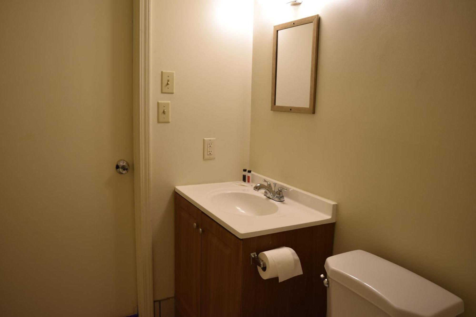Plymouth Motor Lodge Екстер'єр фото